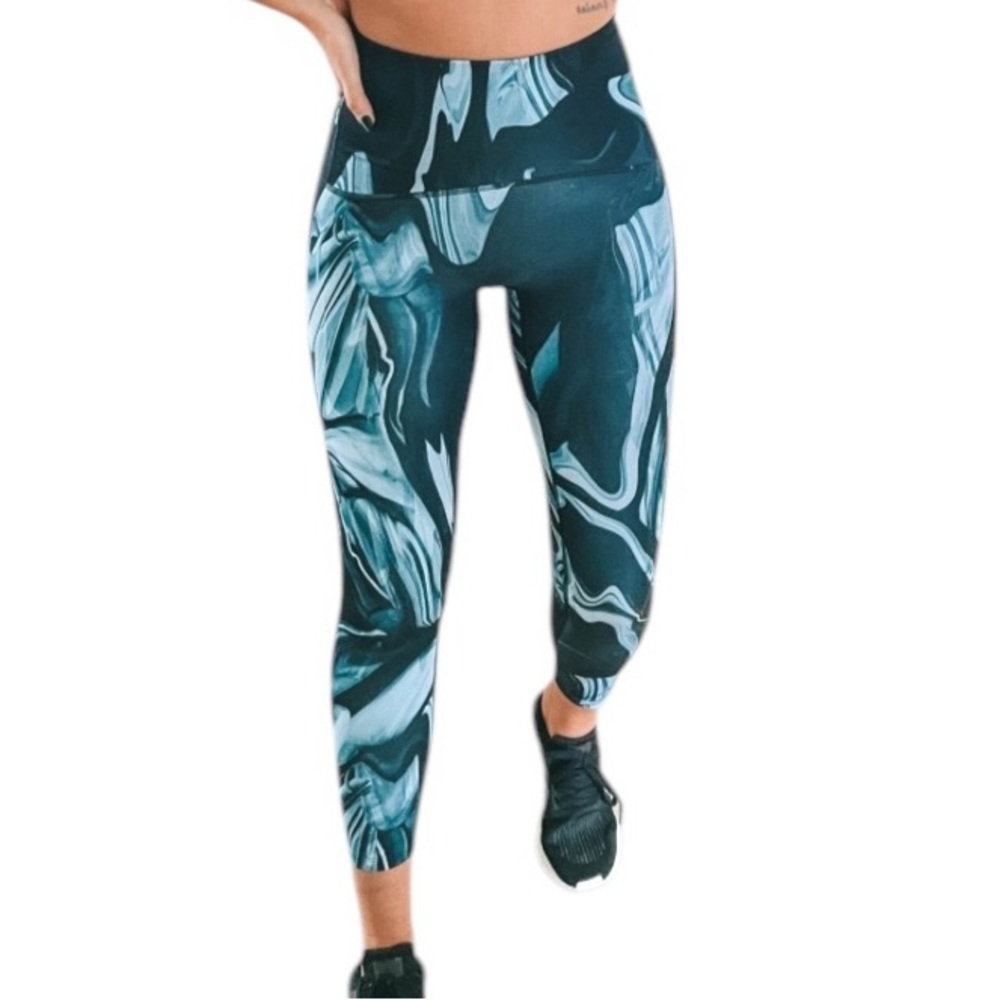 NWT Spanx Booty Boost 7/8 Leggings Marbled Blue - Picture 6 of 8